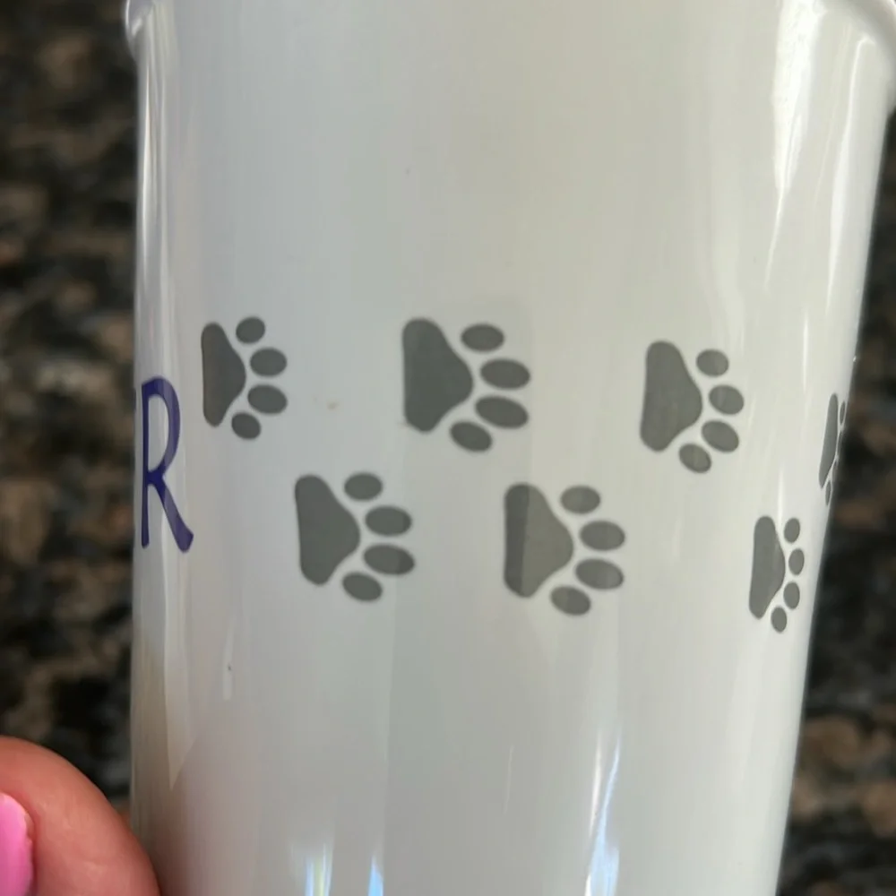 CAT LOVET MUG WHITE W GRAY PAW PRINTS